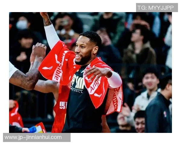 探索件篮球的魅力与技巧提升之路，助你成为场上明星球员的秘密武器